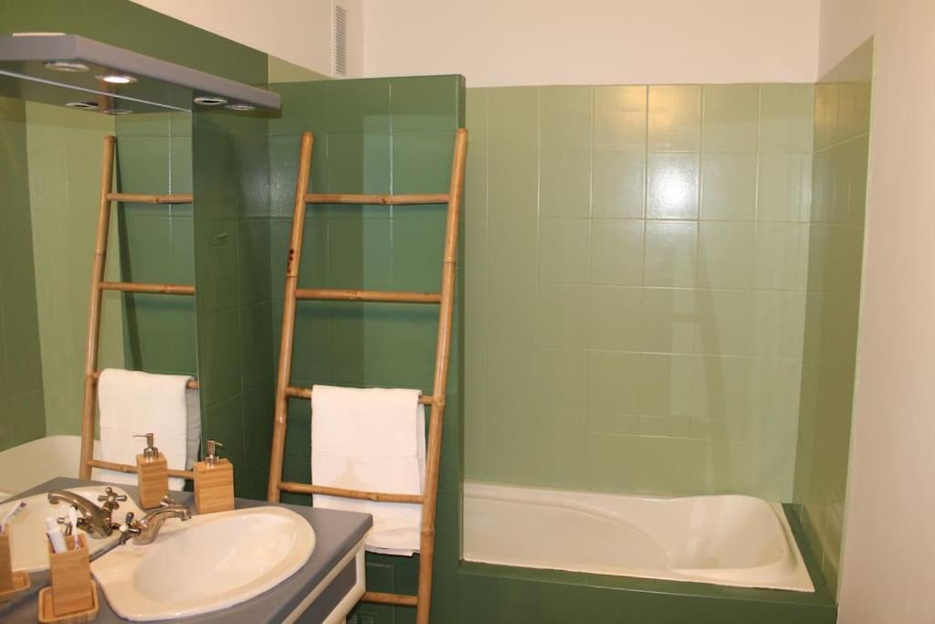 Appartement A 2 Pas Du Mont St-Michel Pontorson Dış mekan fotoğraf